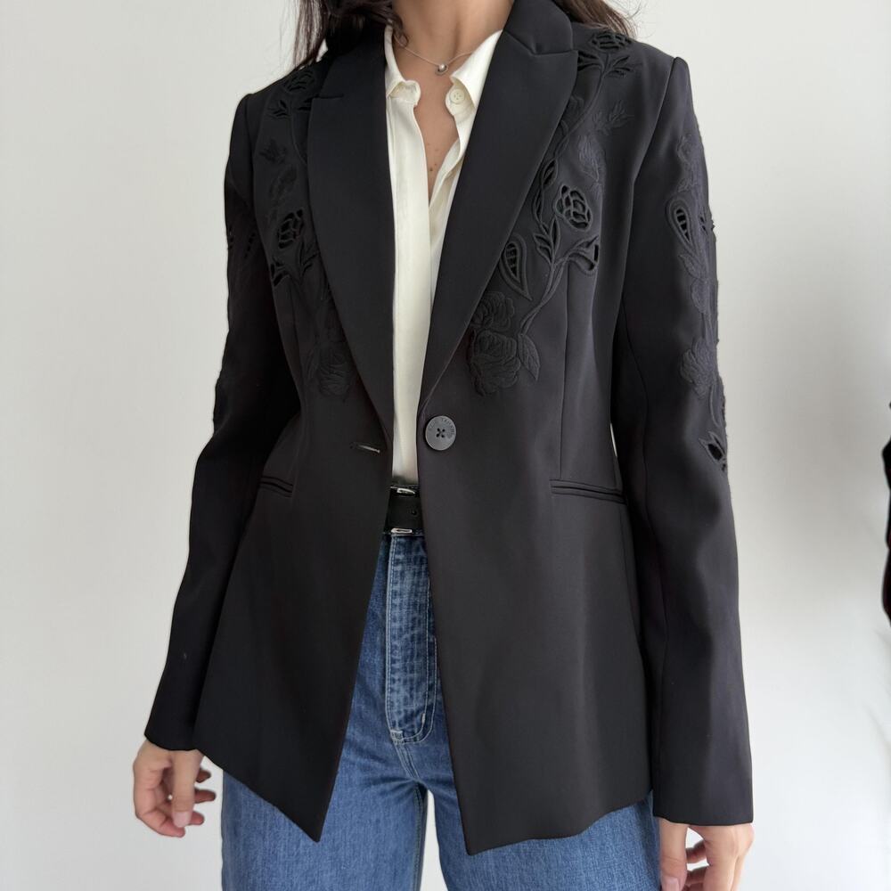 Elie Tahari Blazer 10 Black Floral Embroidered Blair Jacket Quiet Luxury Elegant